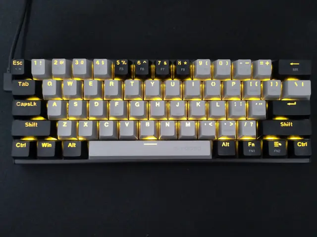 e元素メカニカルキーボード 明るさ最大